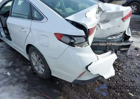 2018 Hyundai Sonata Se из США, поврежденный, VIN 5NPE24AF3JH688462